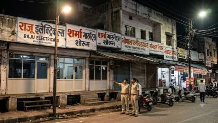 नगर निगम की चेतावनी भी बेअसर, 10 दिवसीय नोटिस की मियाद पूरी