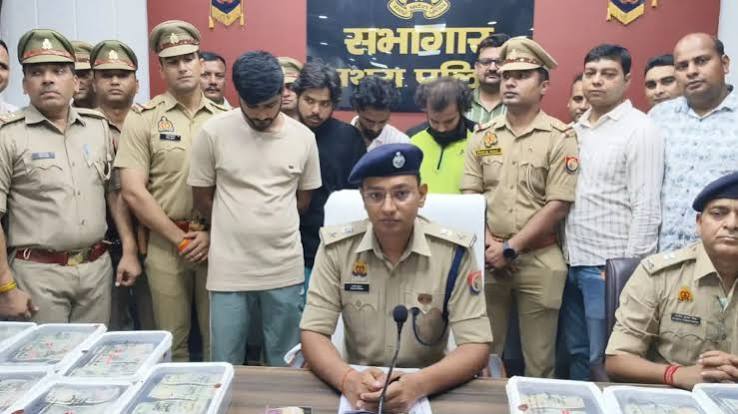 वृंदावन में श्रद्धालु बाबा के घर 2.90 करोड़ की चोरी का खुलासा