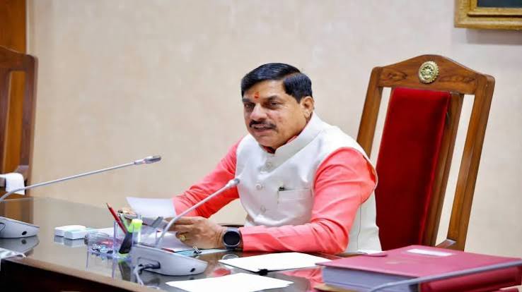 मुख्यमंत्री ने यात्रा का शुभारंभ कर यात्रियों को दीं शुभकामनाएं