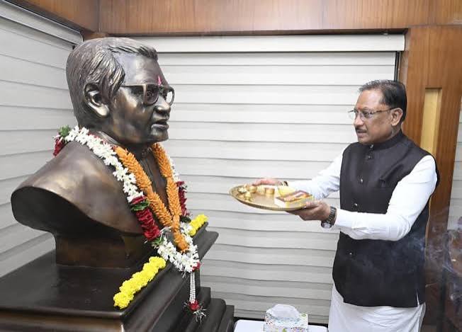 अटल जी के विचारों को आगे बढ़ा रहा छत्तीसगढ़, सुशासन और विकास से लिखी जा रही नई इबारत : मुख्यमंत्री साय
