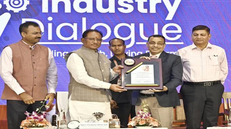 छत्तीसगढ़ में उद्योग और निवेश को मिलेगा बढ़ावा, CM साय ने विकास योजनाओं पर दिया जोर