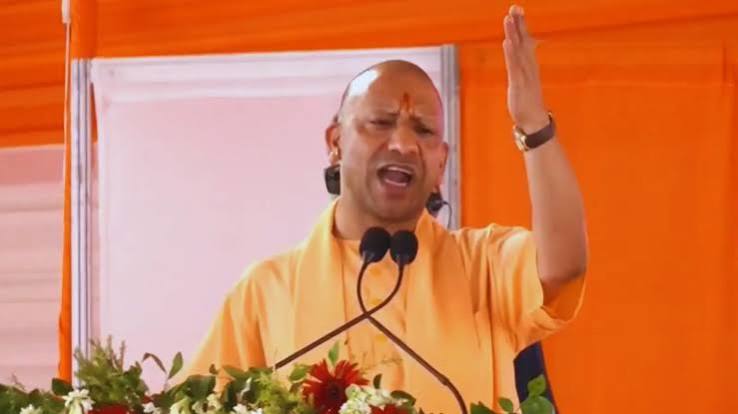 माफियाओं के बहाने सपा पर बरसे CM योगी, गाजीपुर में विपक्ष को जमकर घेरा