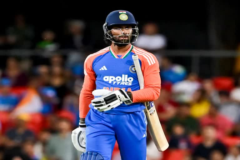 भारत की T20 टीम में तिलक वर्मा की भूमिका पर उठे सवाल, एबी डिविलियर्स ने बताई बड़ी चुनौती