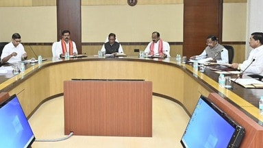 युवाओं के लिए ₹500 करोड़ का स्टार्टअप मिशन, छत्तीसगढ़ में 33 जिलों में खुलेंगे उद्यमिता केंद्र