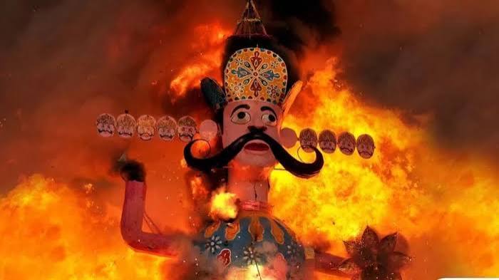 विजयादशमी 20 अक्टूबर को करें ये 10 खास उपाय, सरसों और नारियल से लेकर शमी पूजा तक जानें धार्मिक मान्यताएं